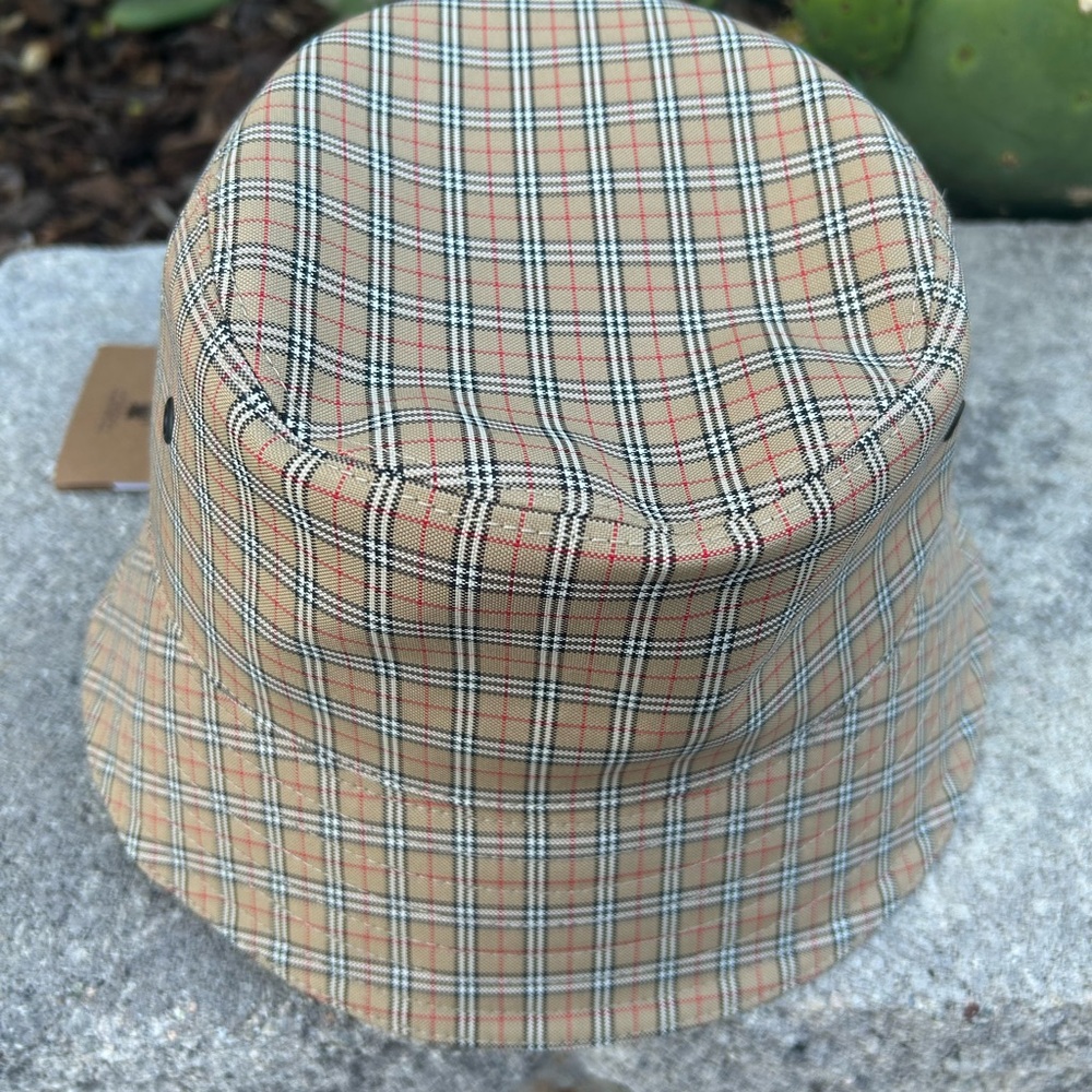 Burberry Bucket Hat - Picture 2 of 3
